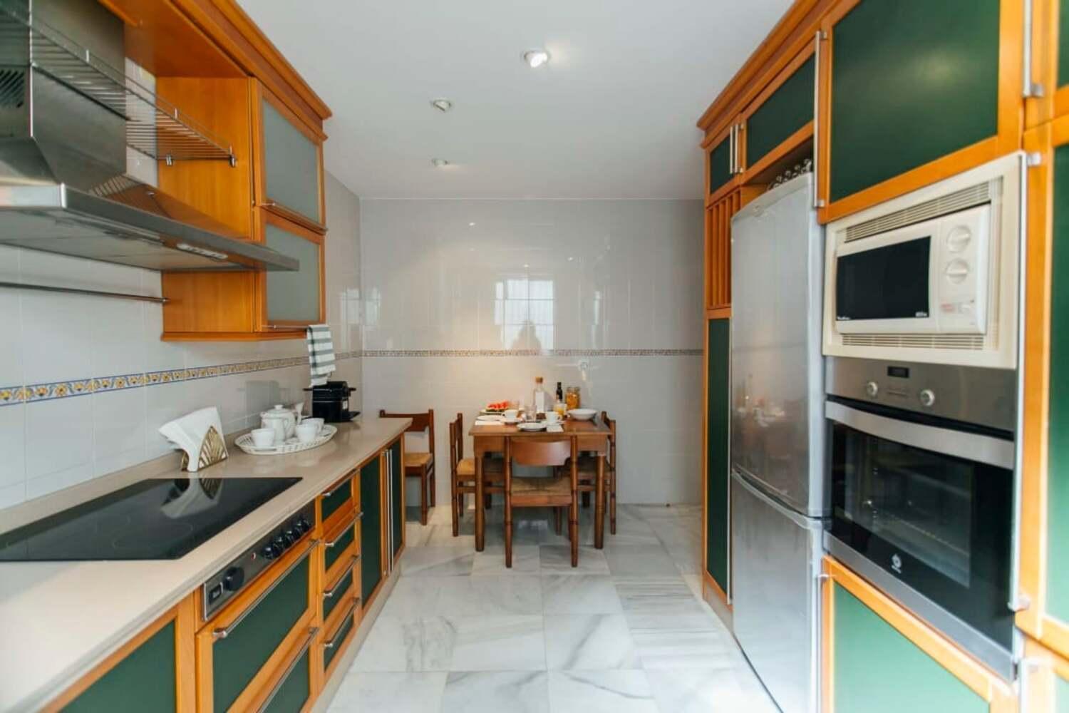 Appartement Wide And Bright- 3Bd 2Bth- Arenal à Séville Extérieur photo