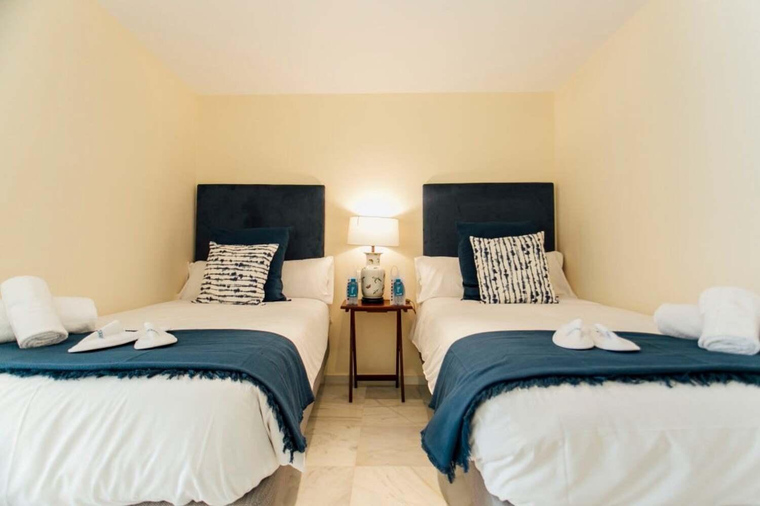Appartement Wide And Bright- 3Bd 2Bth- Arenal à Séville Extérieur photo